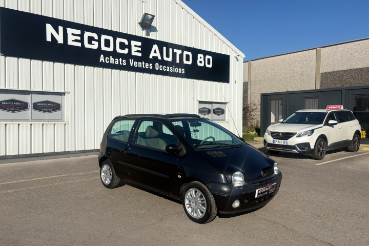 RENAULT TWINGO