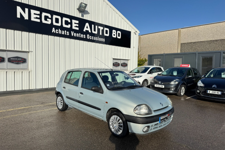 RENAULT CLIO