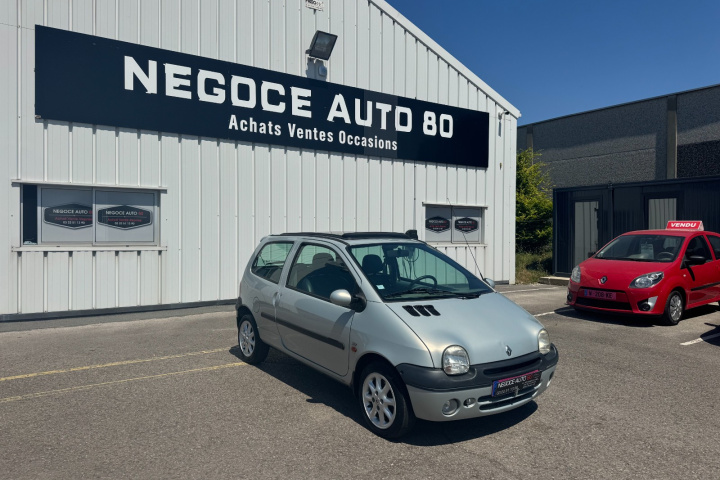 RENAULT TWINGO
