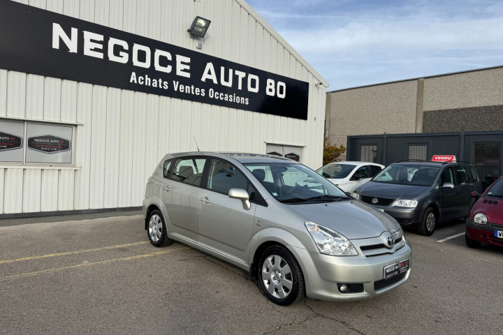 TOYOTA COROLLA VERSO