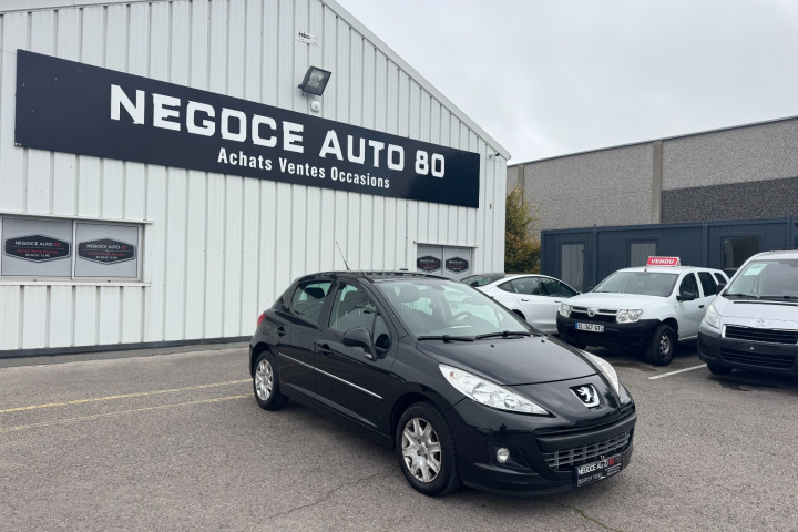 PEUGEOT 207