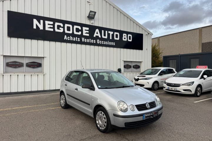 VOLKSWAGEN POLO