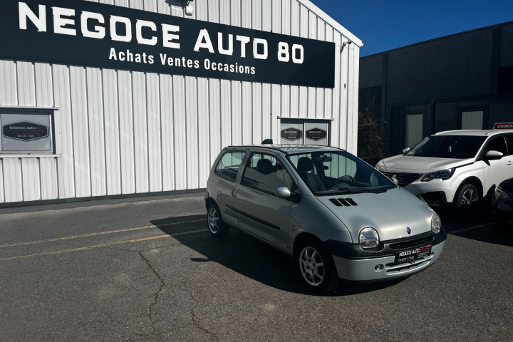 RENAULT TWINGO