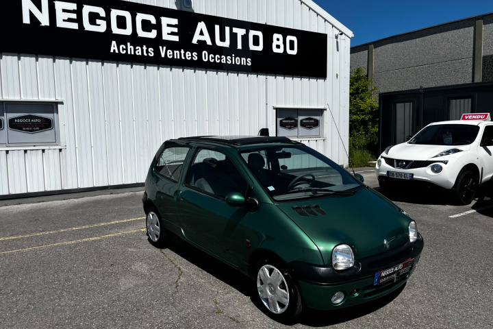 RENAULT TWINGO