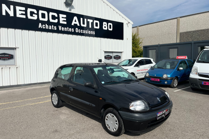 RENAULT CLIO