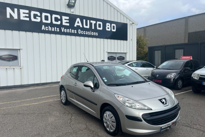 PEUGEOT 207