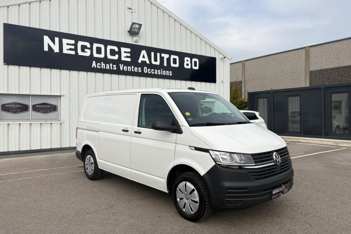 VOLKSWAGEN TRANSPORTER 6.1 VAN